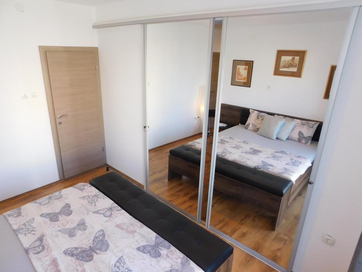 Jacky Apartment / Sea View Makarska Eksteriør bilde